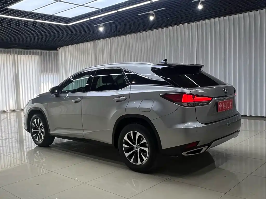 Lexus RX — фото 4