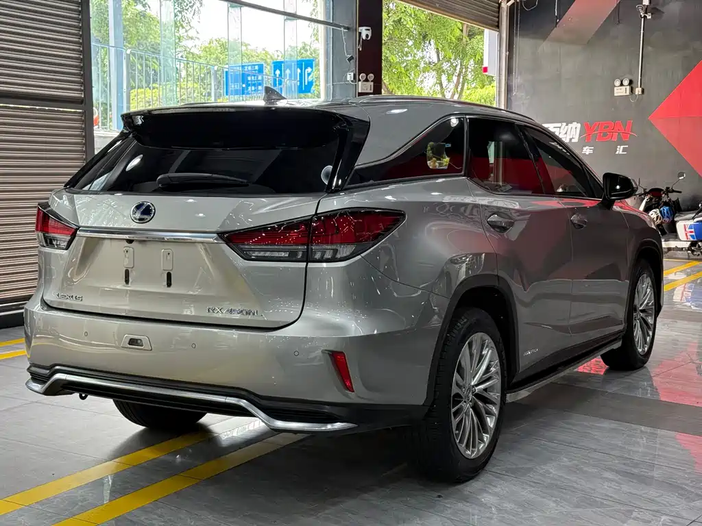 Lexus RX — фото 7