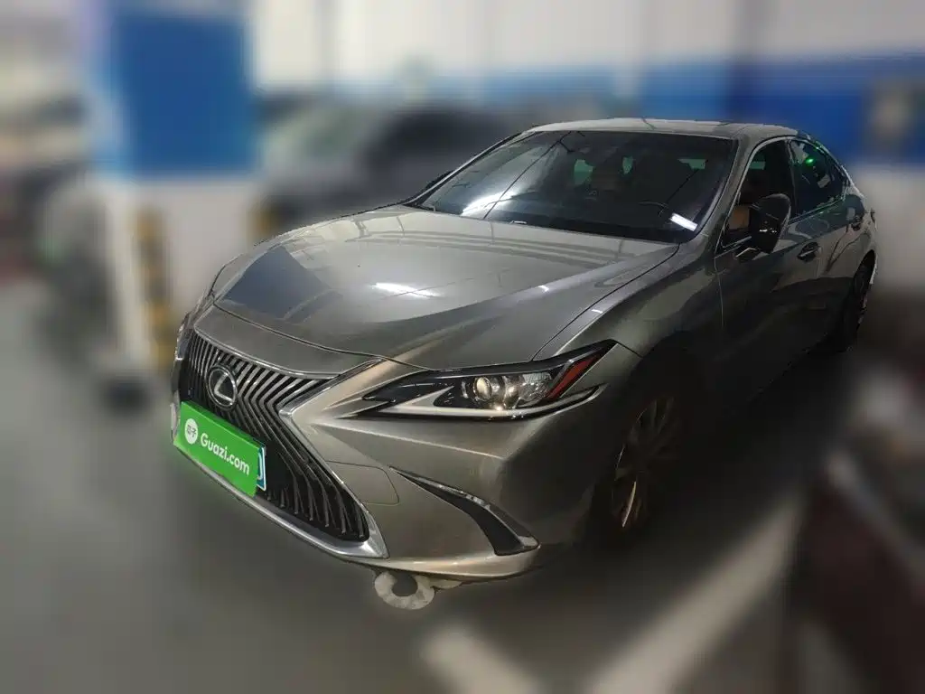 Lexus ES — фото 2