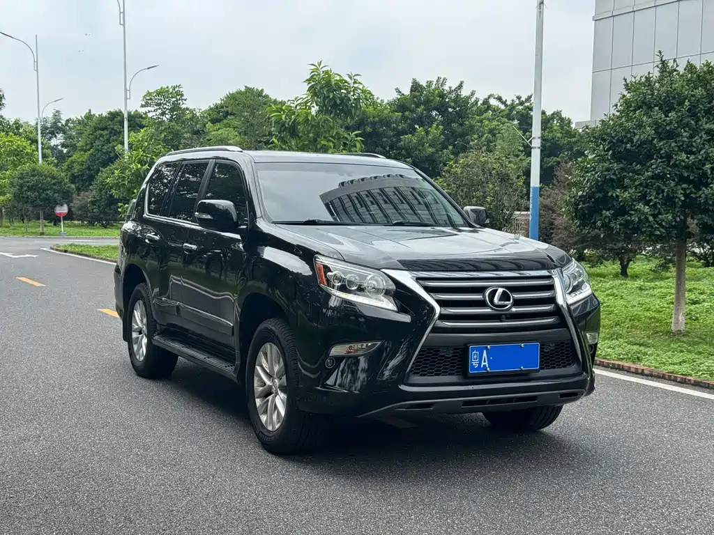 Lexus GX — фото 3