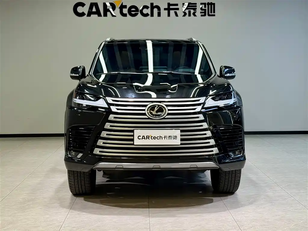 Lexus LX — фото 3