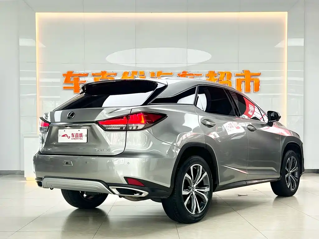 Lexus RX — фото 5