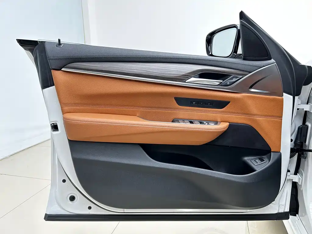 BMW 6 Series GT — фото 6