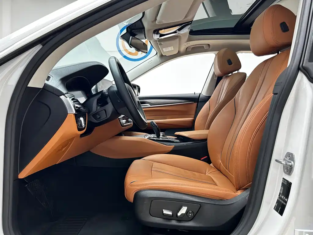 BMW 6 Series GT — фото 9