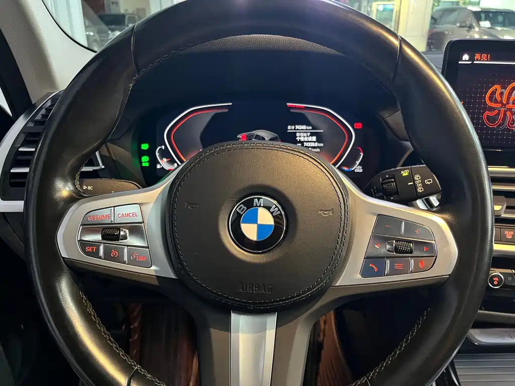BMW X3 — фото 22