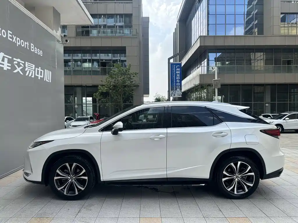 Lexus RX — фото 3