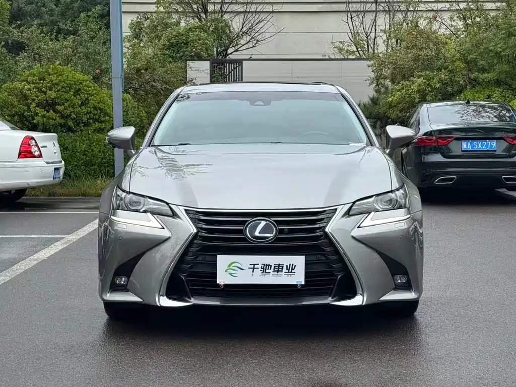 Lexus GS — фото 2