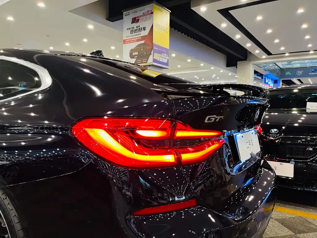 BMW 6 Series GT — фото 16