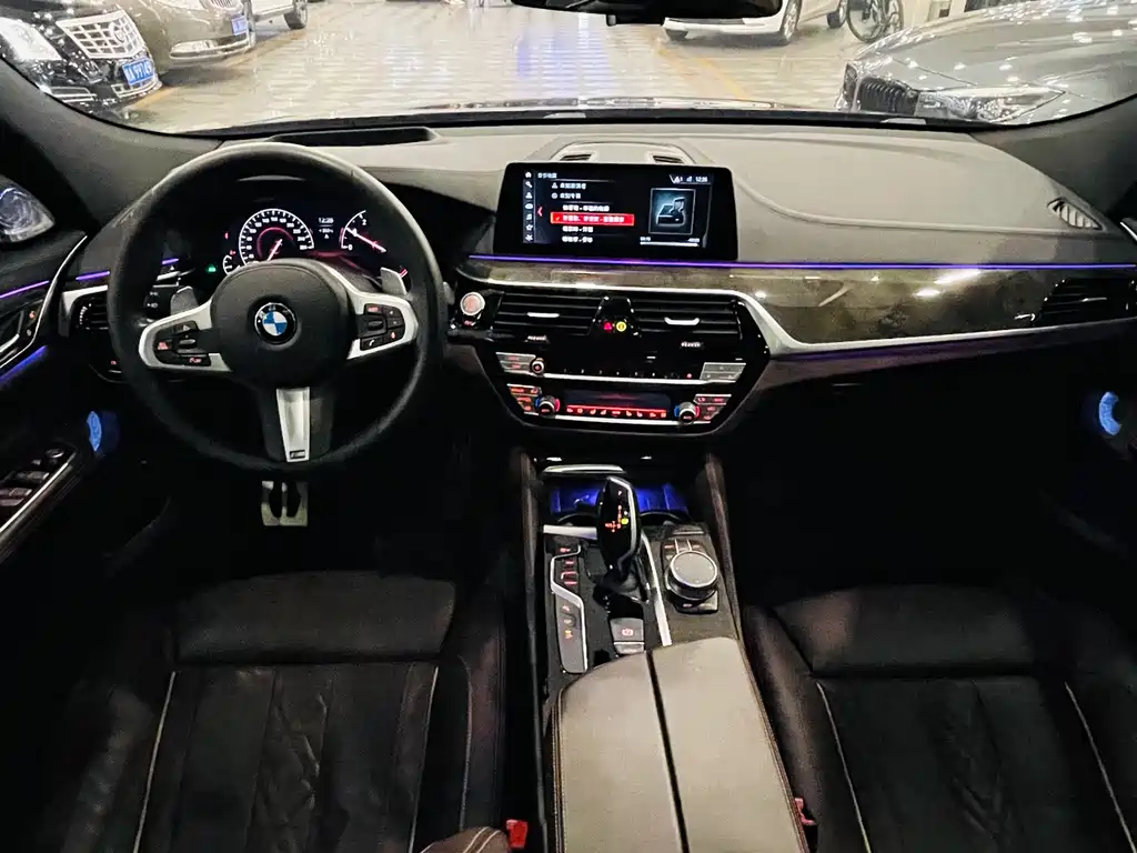 BMW 6 Series GT — фото 10