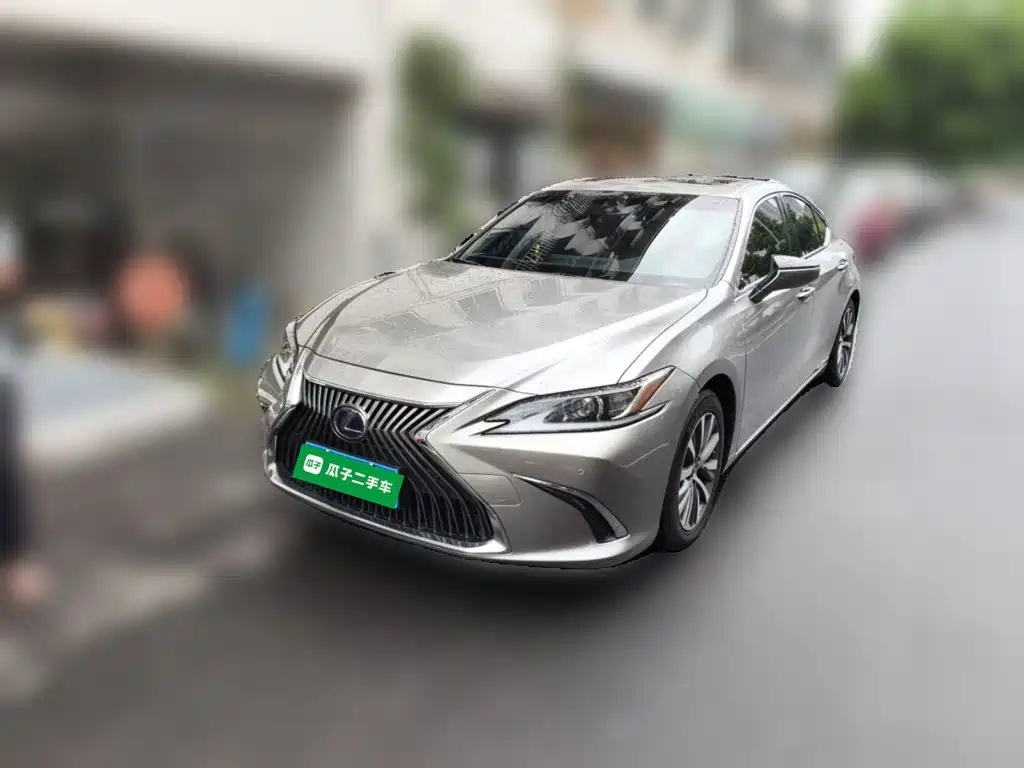 Lexus ES — фото 2