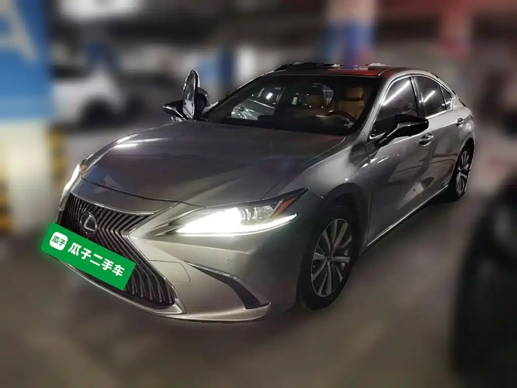Lexus ES — фото 2