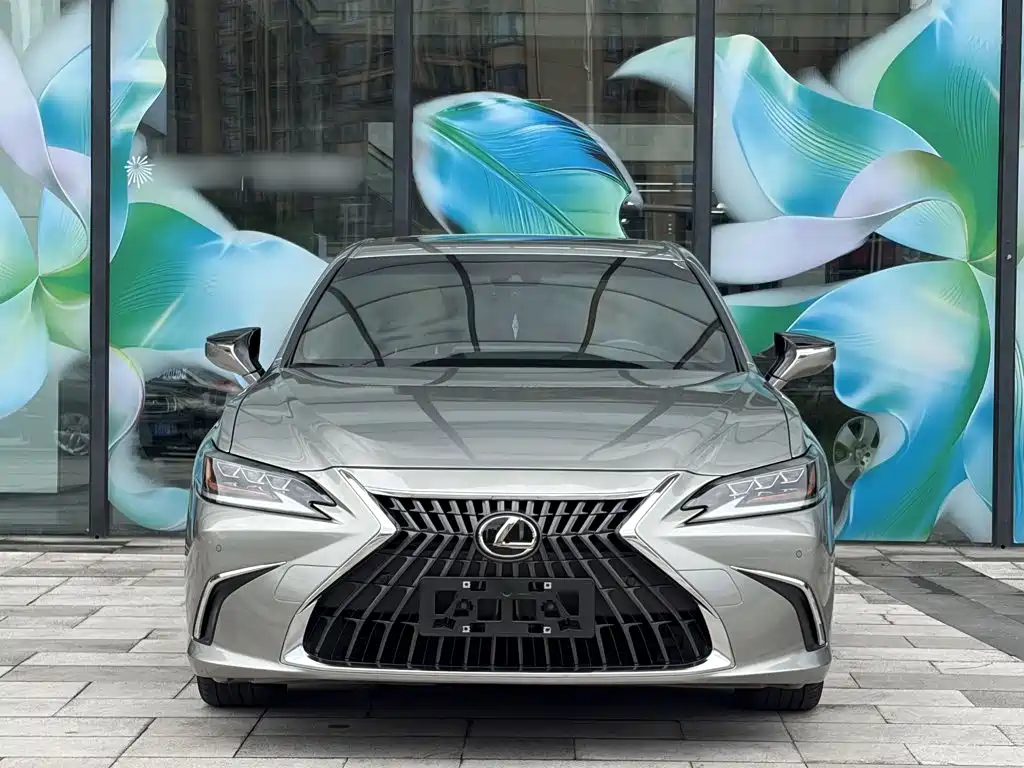 Lexus ES — фото 6