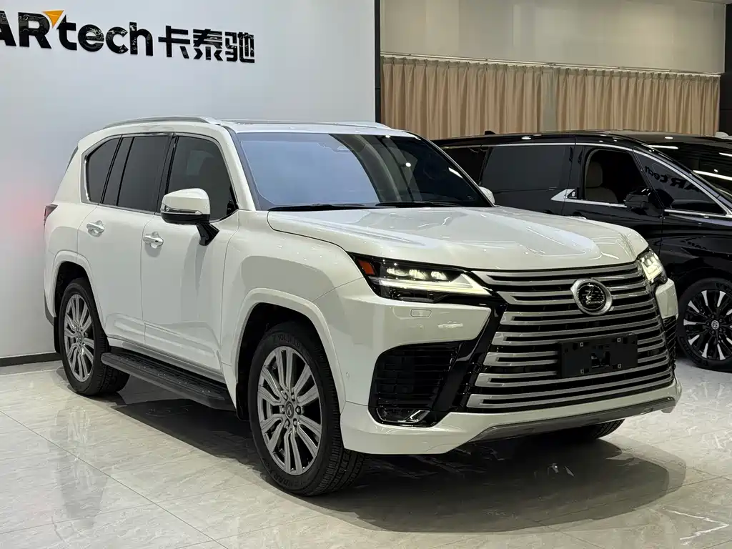 Lexus LX — фото 3