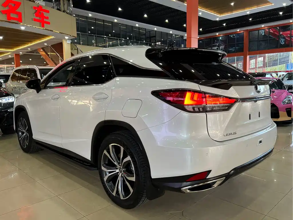 Lexus RX — фото 6