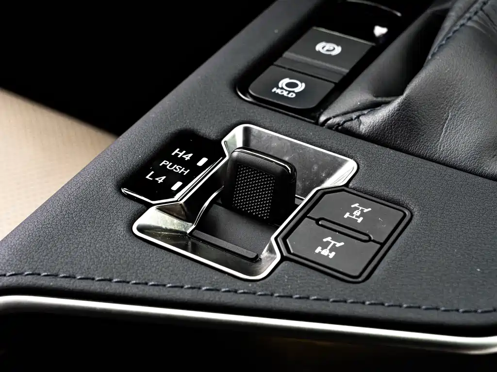 Lexus GX — фото 15