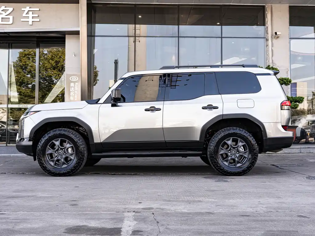 Lexus GX — фото 4