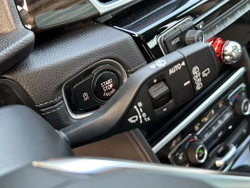 BMW 2 Series Active Tourer — фото 13