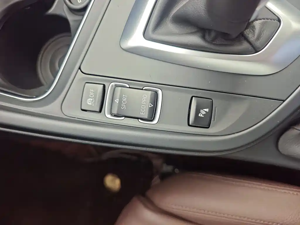 BMW 3 Series — фото 10