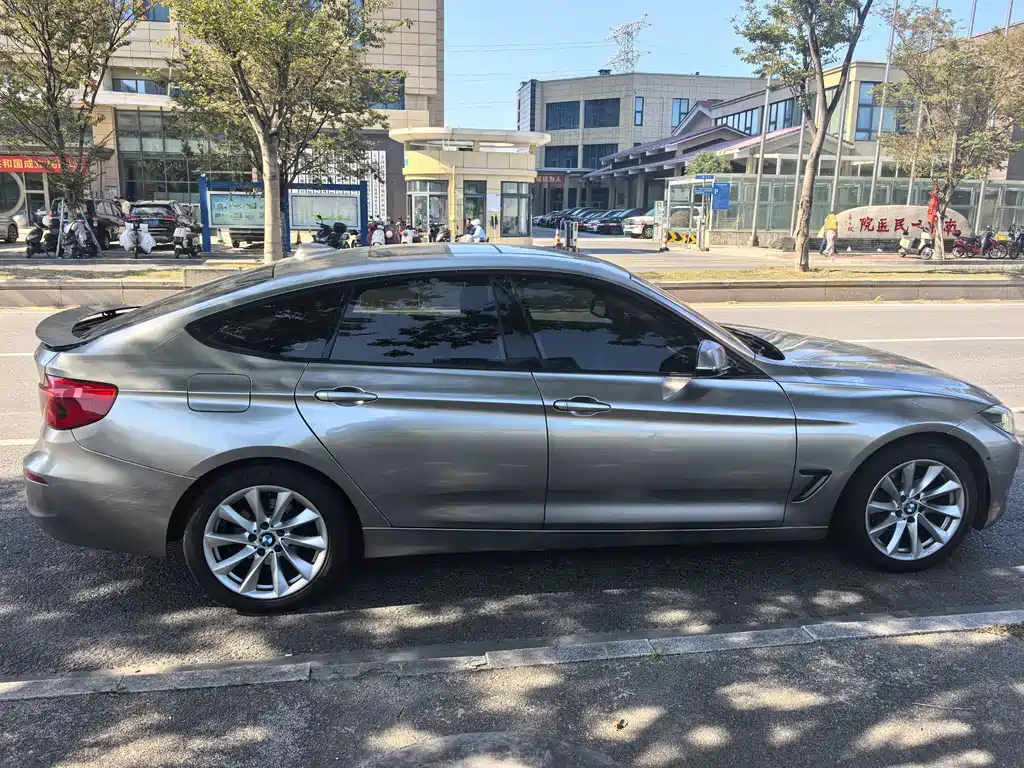 BMW 3 Series GT — фото 3