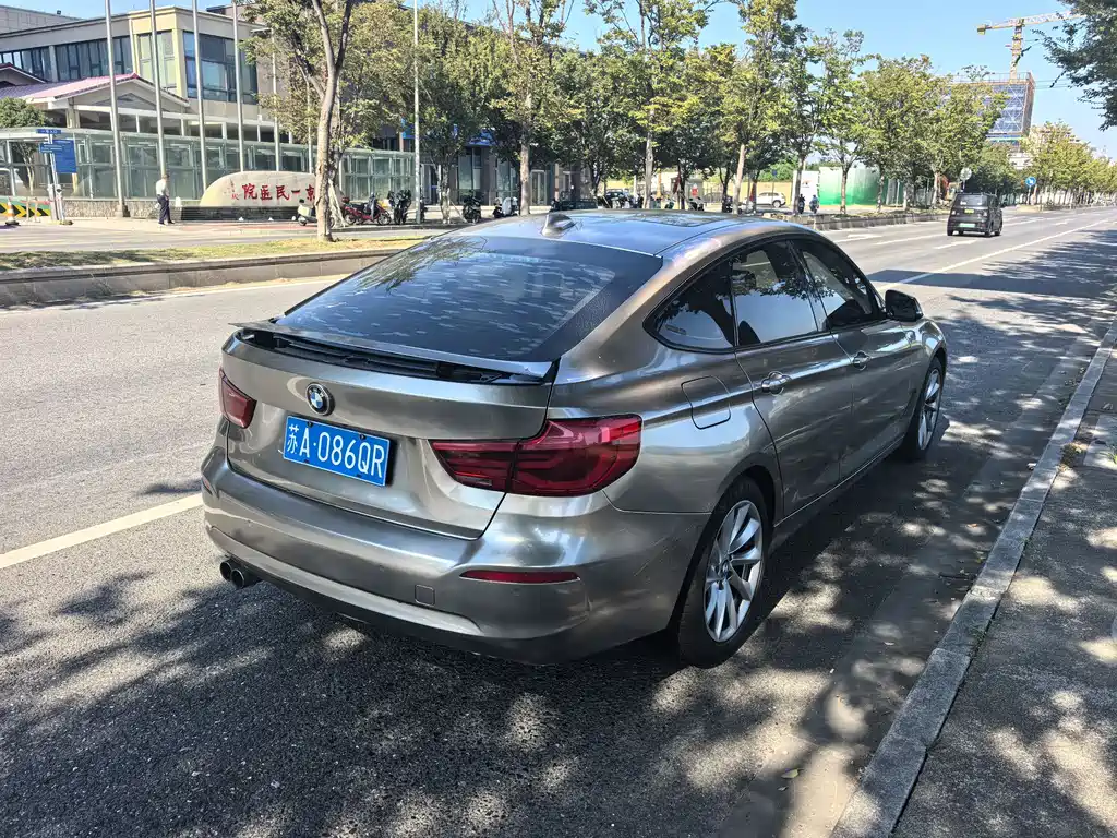 BMW 3 Series GT — фото 4