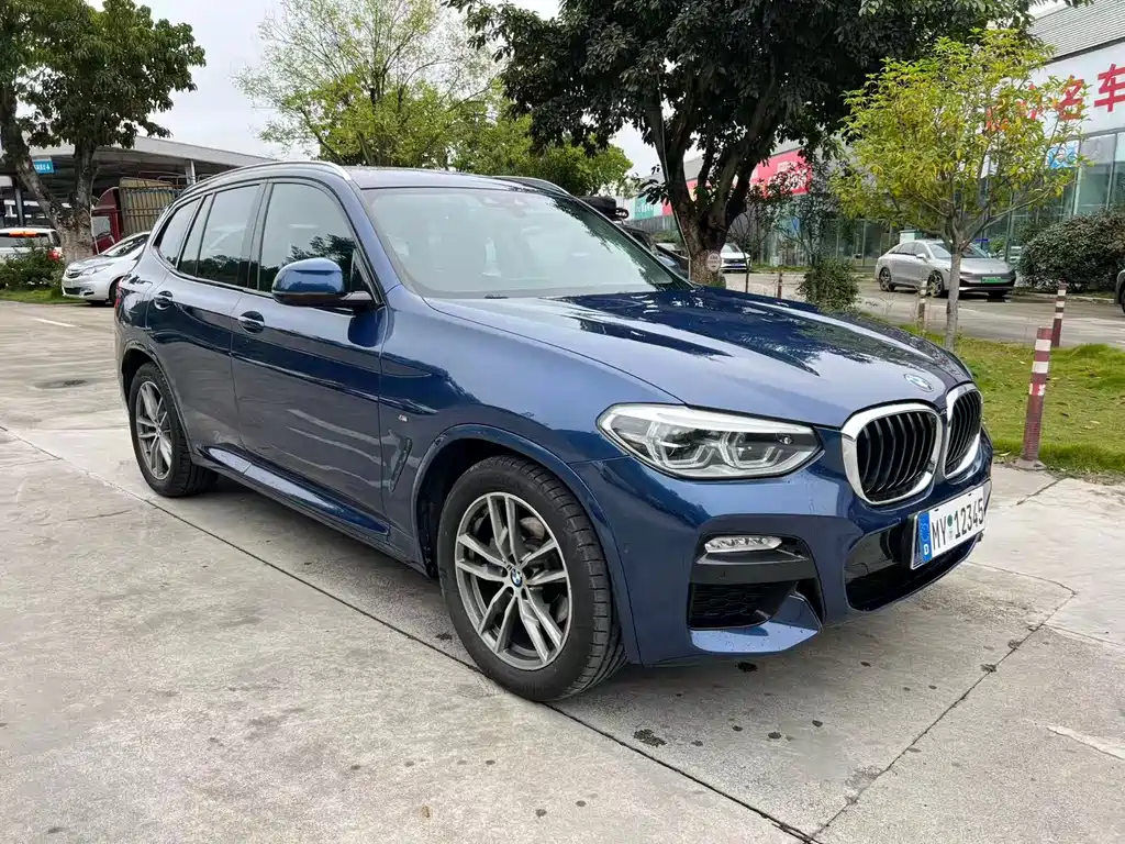 BMW X3 — фото 3