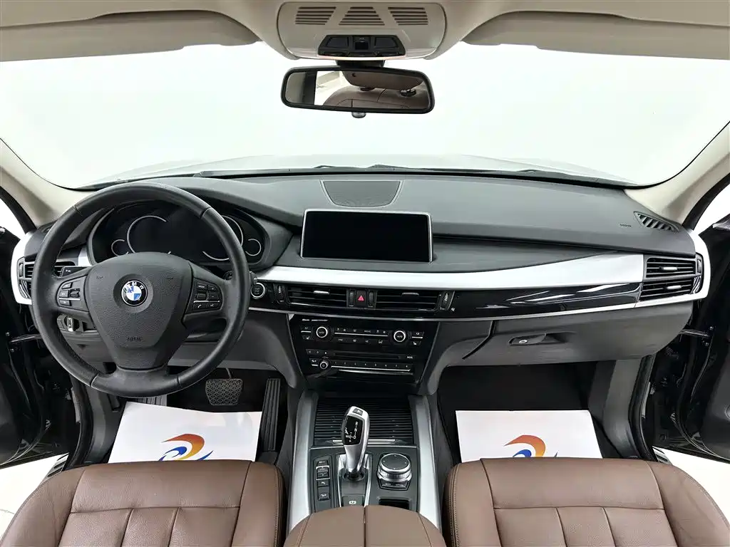BMW X5 (Import) — фото 15