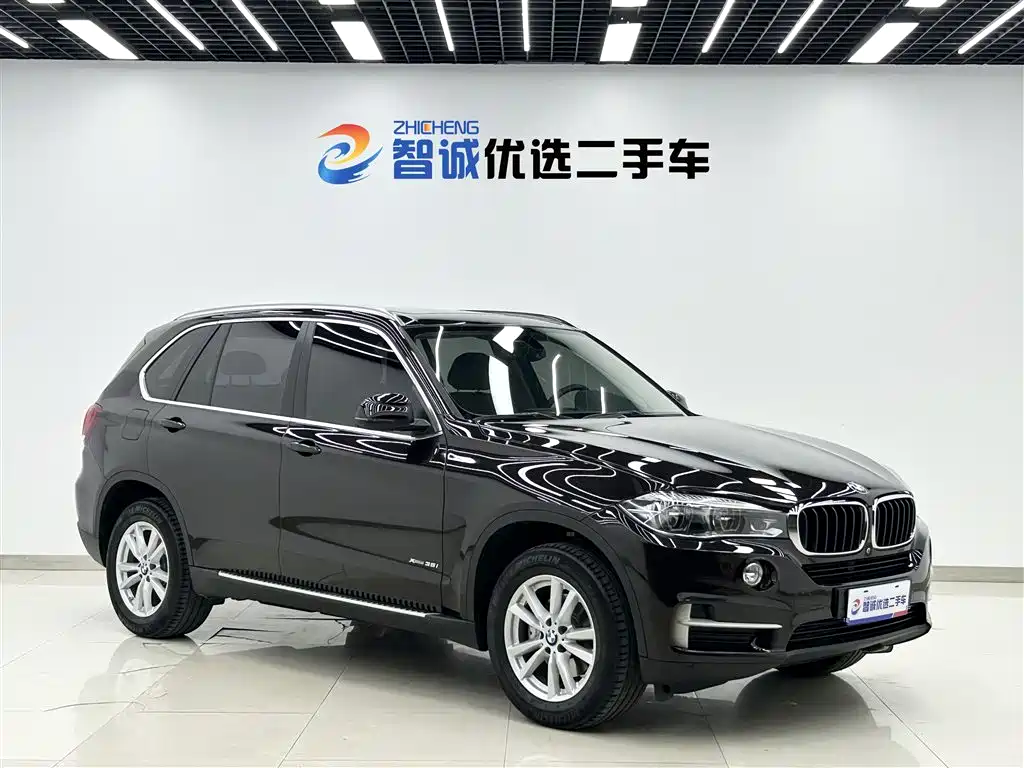 BMW X5 (Import) — фото 3