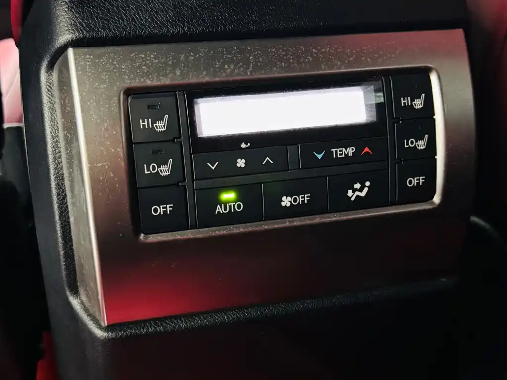Lexus GX — фото 8