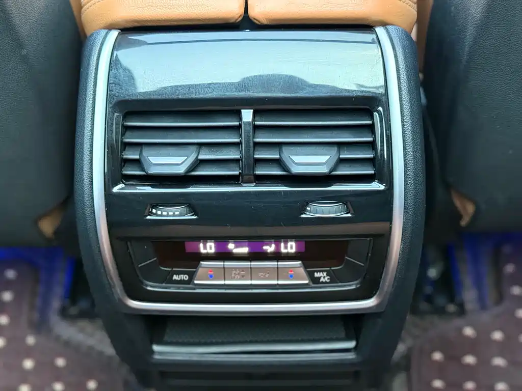 BMW X5 (Import) — фото 13