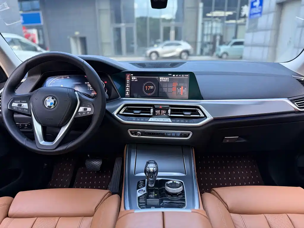BMW X5 (Import) — фото 5