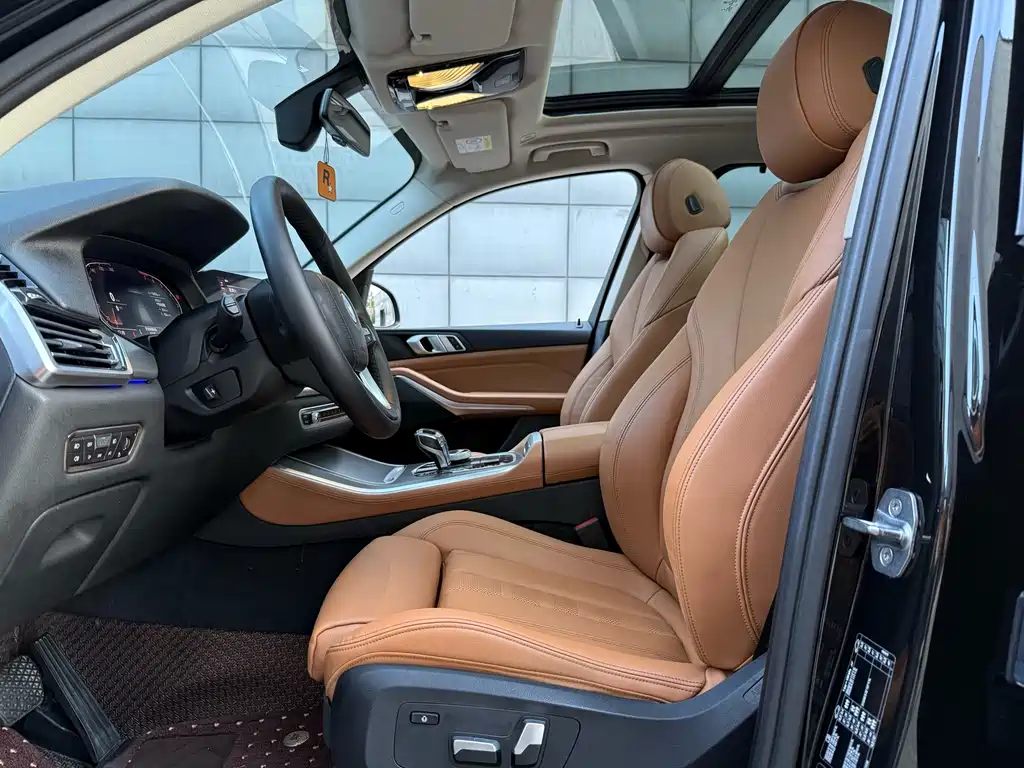 BMW X5 (Import) — фото 10