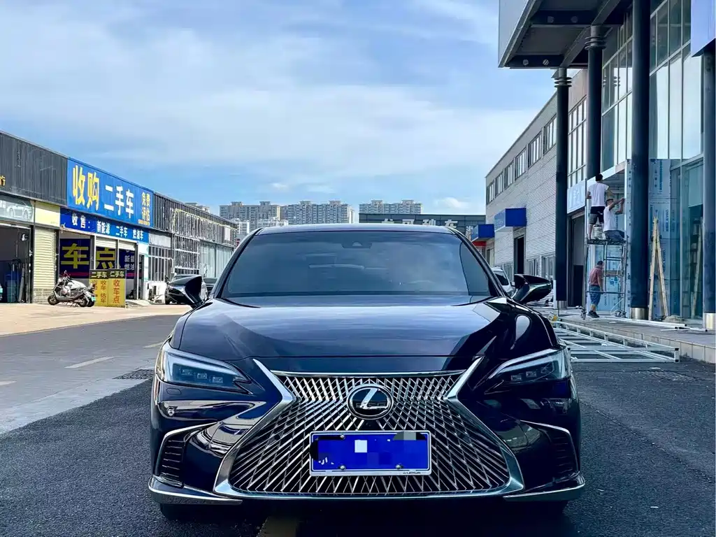 Lexus ES — фото 2