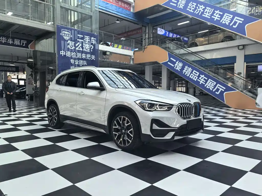 BMW X1 — фото 3