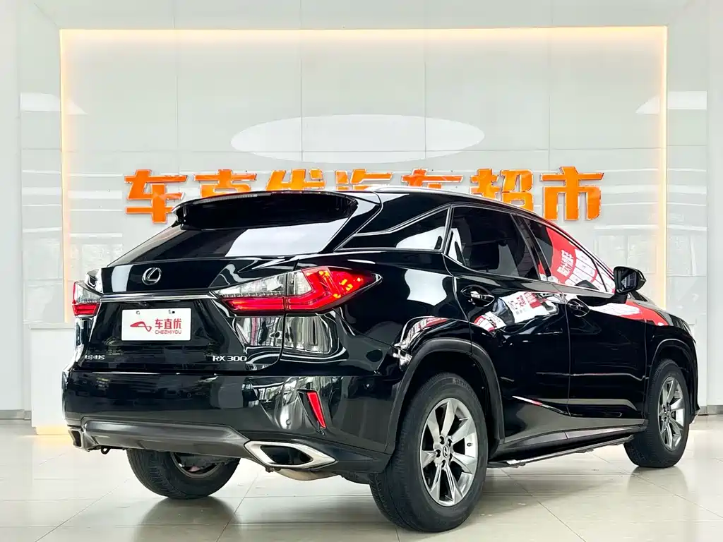 Lexus RX — фото 4