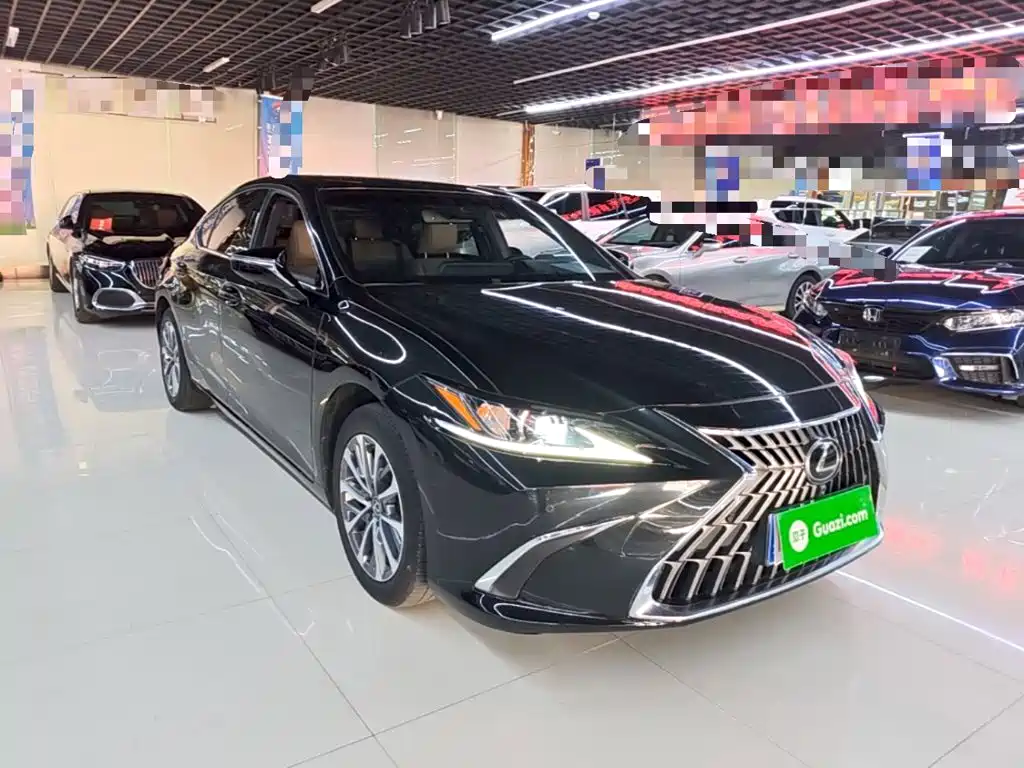 Lexus ES — фото 4