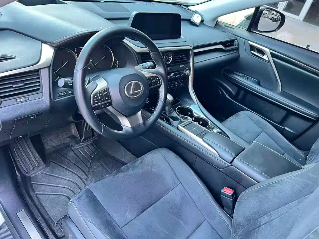 Lexus RX — фото 4