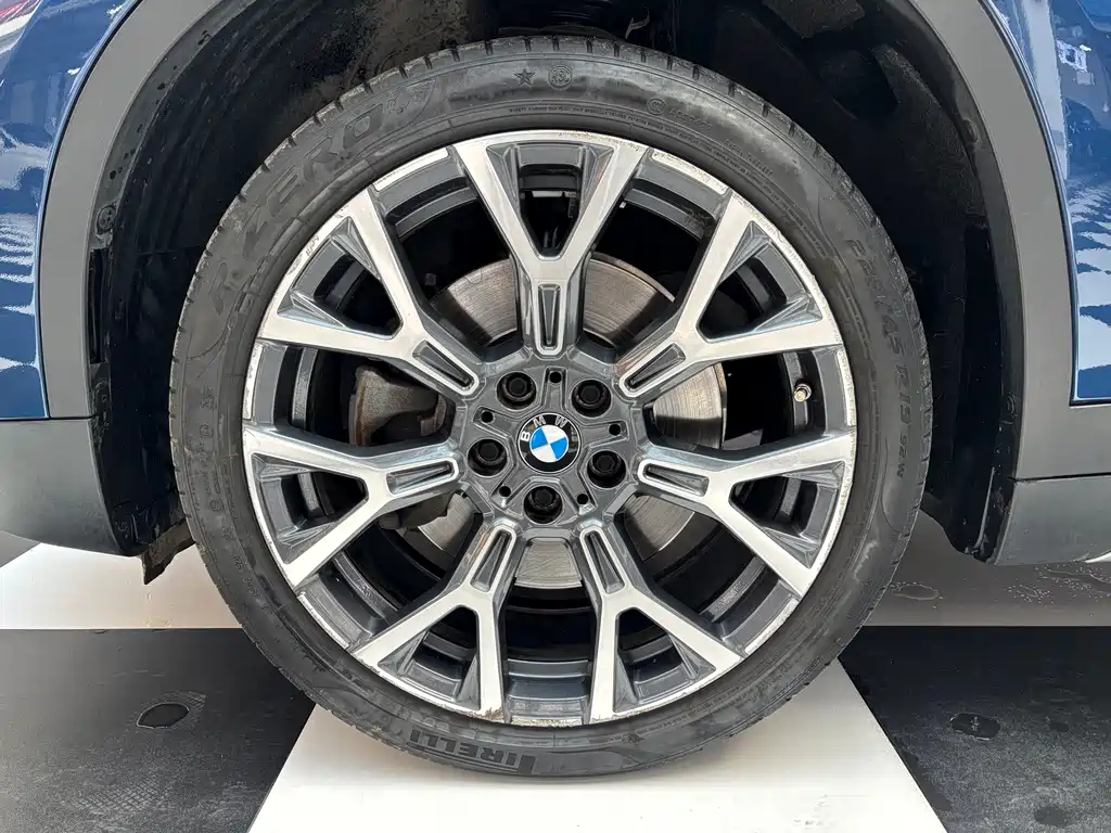 BMW X1 — фото 4