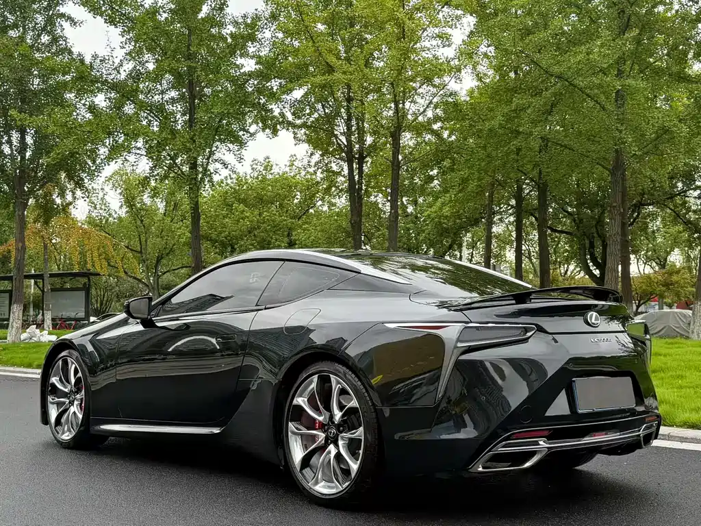 Lexus LC — фото 4