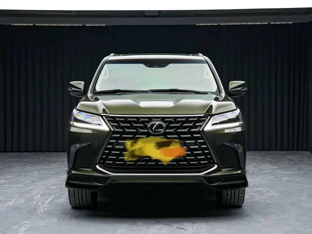 Lexus LX — фото 2