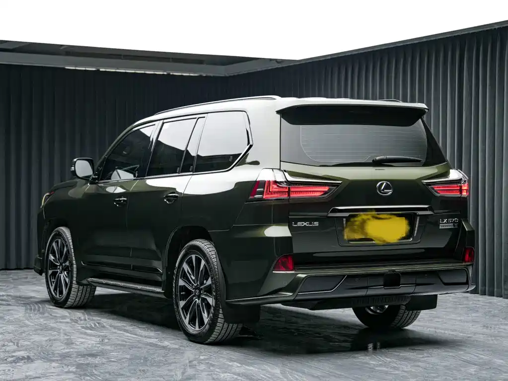 Lexus LX — фото 6