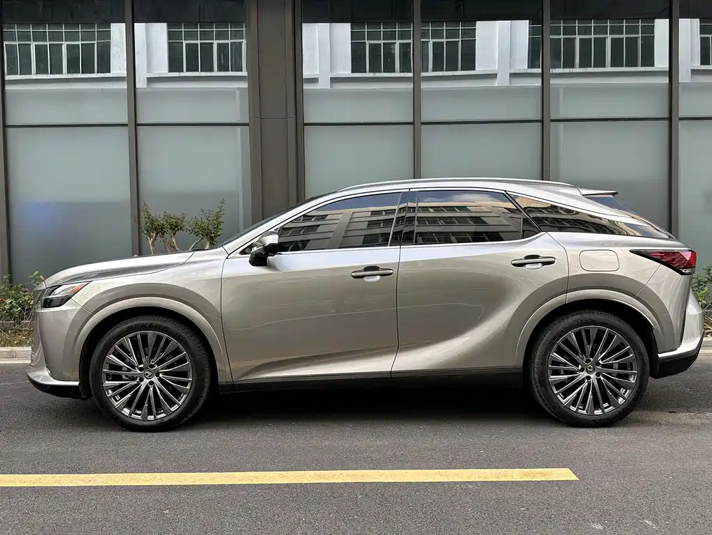 Lexus RX — фото 4