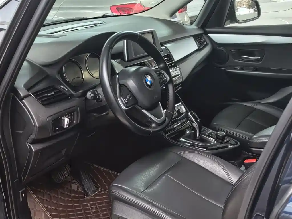 BMW 2 Series Gran Tourer — фото 10