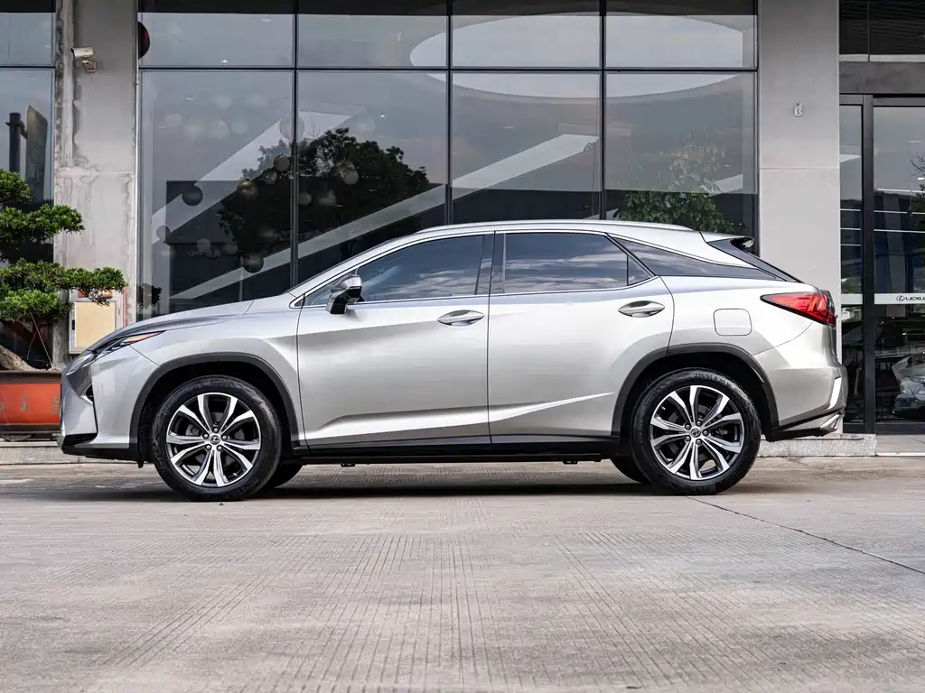 Lexus RX — фото 4