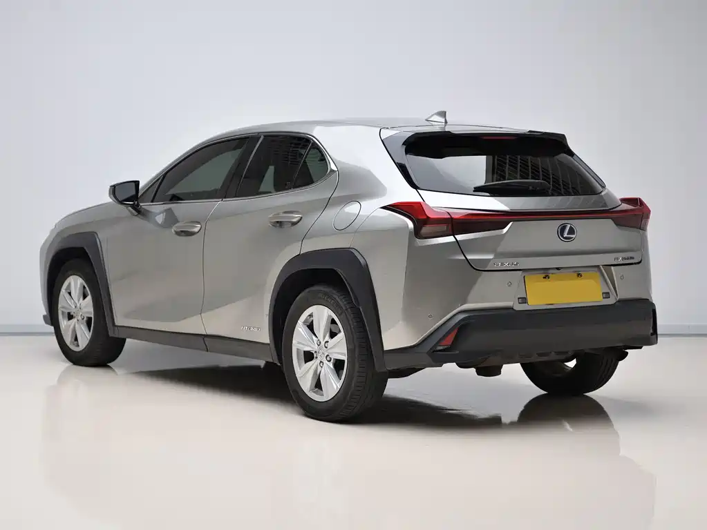 Lexus UX — фото 4