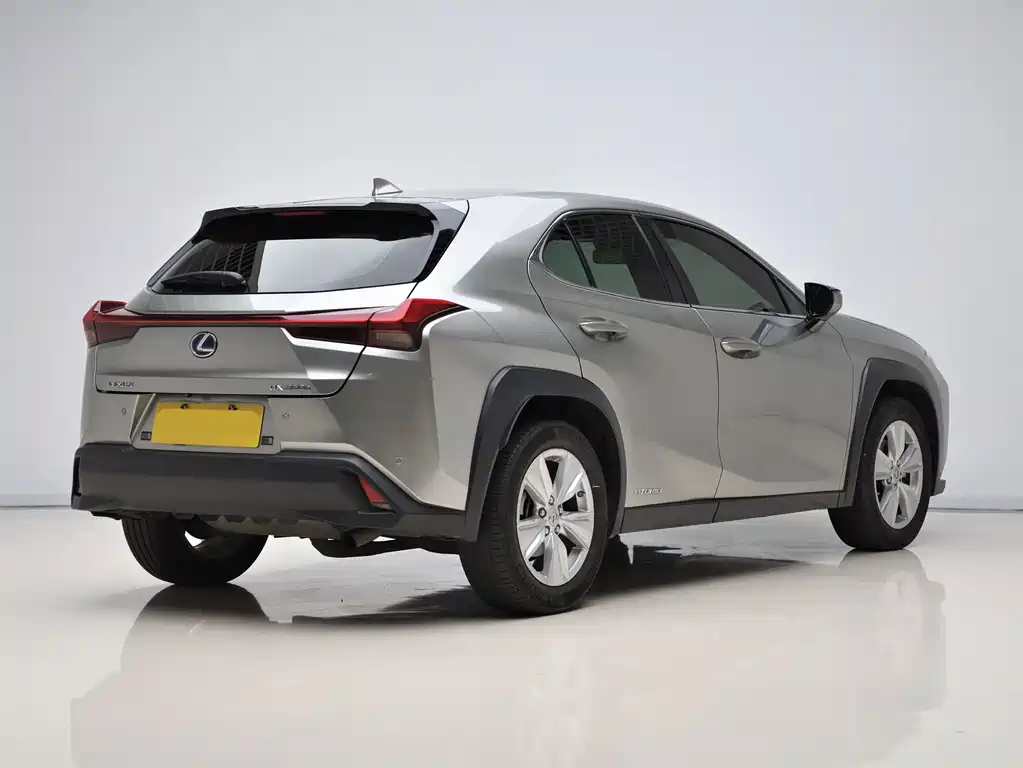 Lexus UX — фото 6