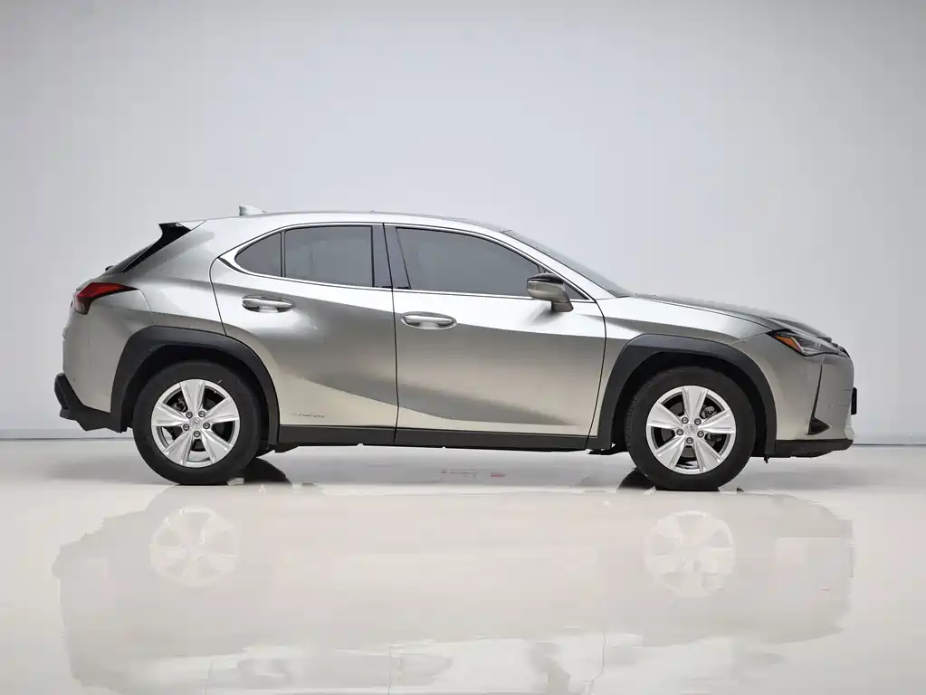 Lexus UX — фото 8