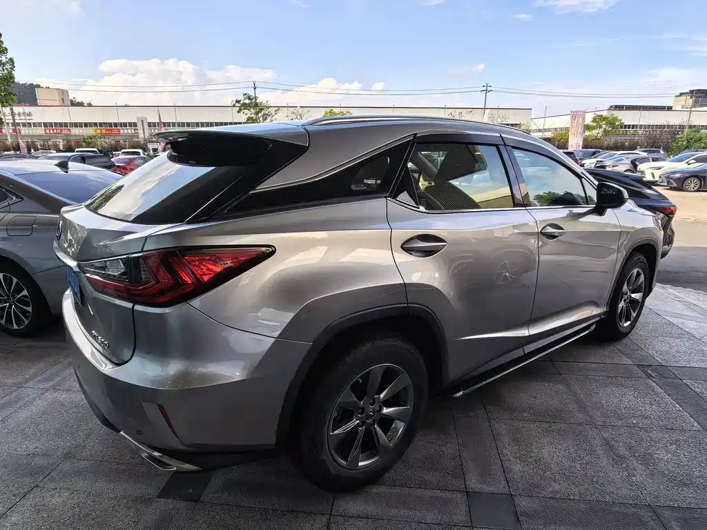 Lexus RX — фото 4