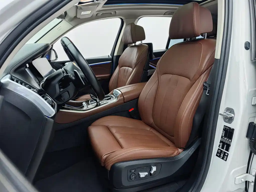 BMW X5 (Import) — фото 7