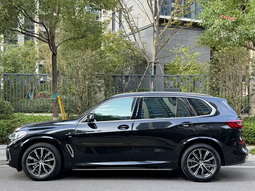 BMW X5 — фото 3