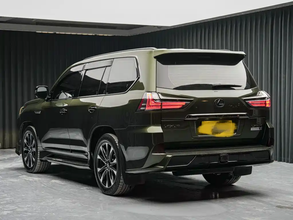 Lexus LX — фото 4